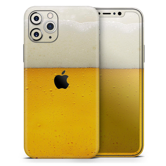Cold Beer // Skin-Kit compatible with the Apple iPhone 14, 13, 12, 12